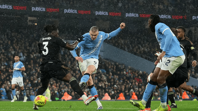 Premier League Title Race: City’s Dominance & Liverpool’s Grit